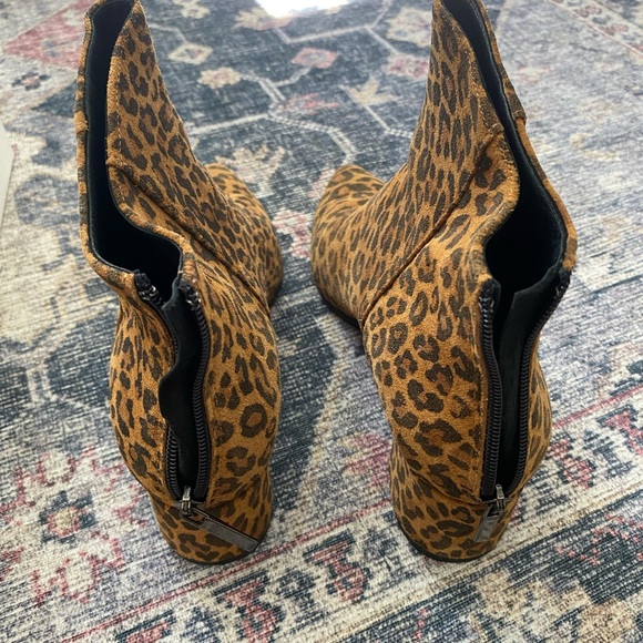 Cordani Leopard Ankle Boots Size 8.5 - Picture 4 of 6